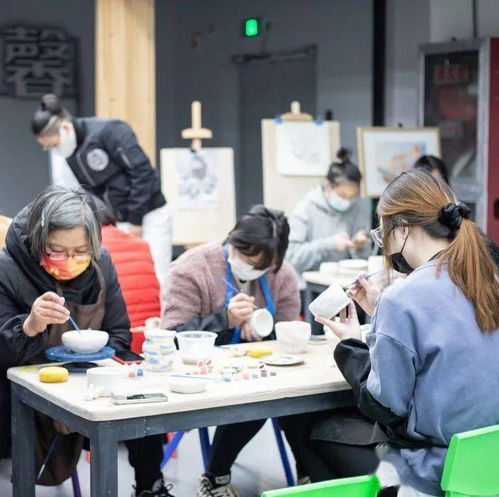 回顾 太图公益培训 零基础艺术课 陶艺拉坯